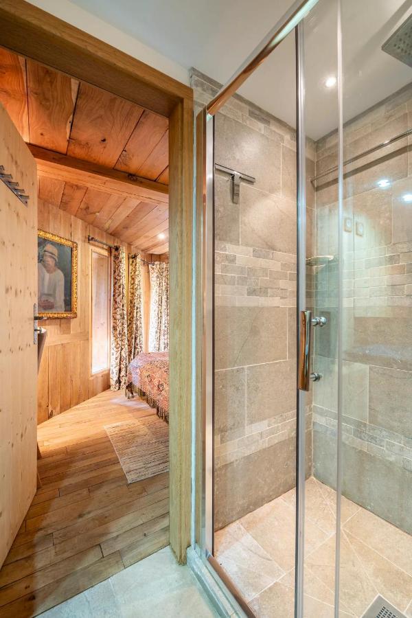Chalet Ananda Avec Sauna, Baignoire Balneo Et Terrasse シャモニー エクステリア 写真